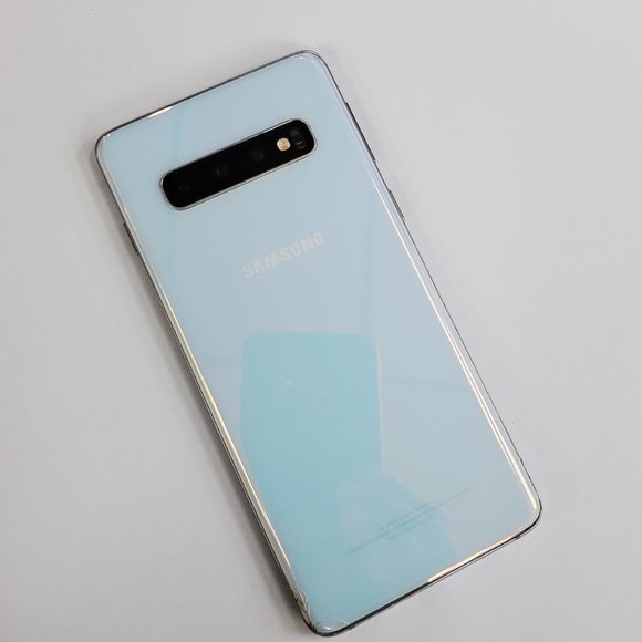 Samsung Galaxy S10 - Mint Condition (Unlocked) (CA) - Picture 1 of 3